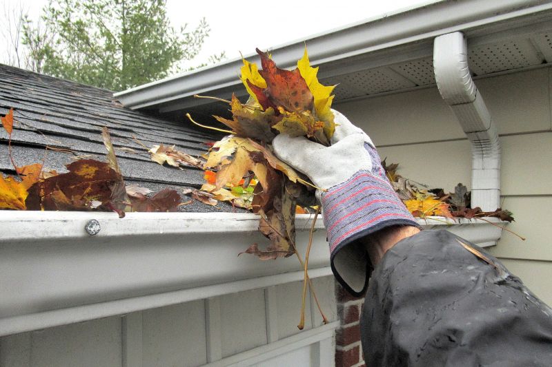 Garage Gutter Cleaning in Long Island, NY